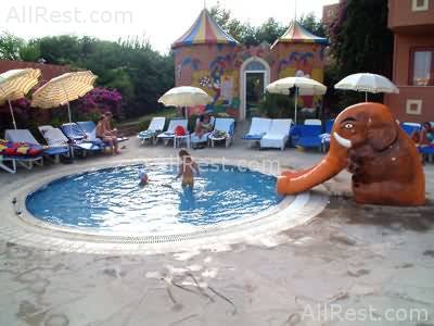 Monachus Hotel 5